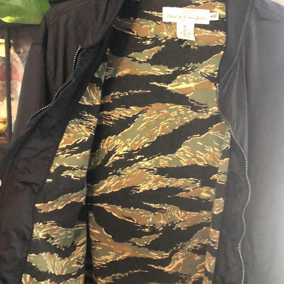 H&M Lightweight Jacket - Picture 6 of 10